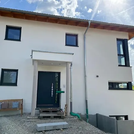 Schoenes 1 Zimmer Apartment Huefingen Exterior photo
